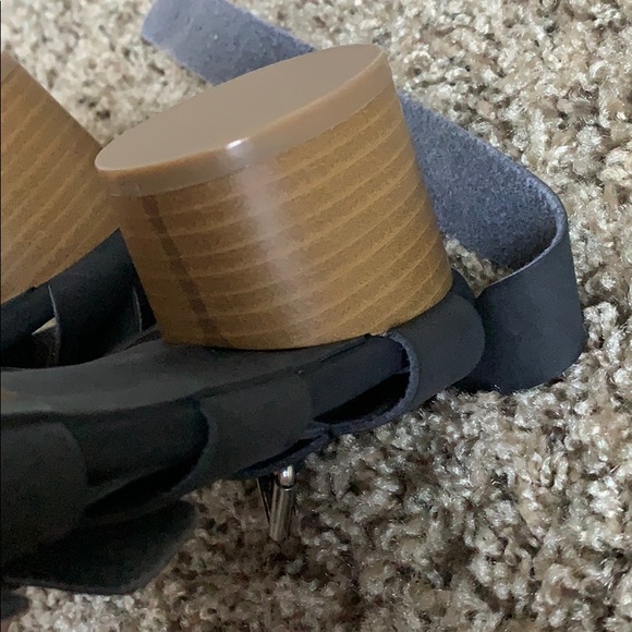 Cute black strap sandals . - Picture 12 of 12